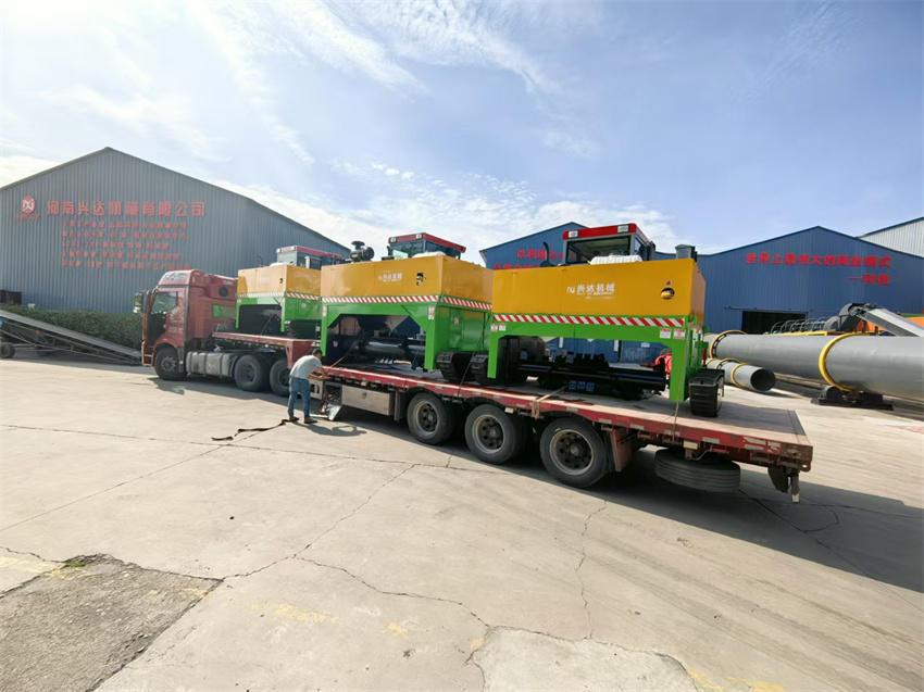 年產(chǎn)3萬雞糞有機肥生產(chǎn)線發(fā)貨現(xiàn)場