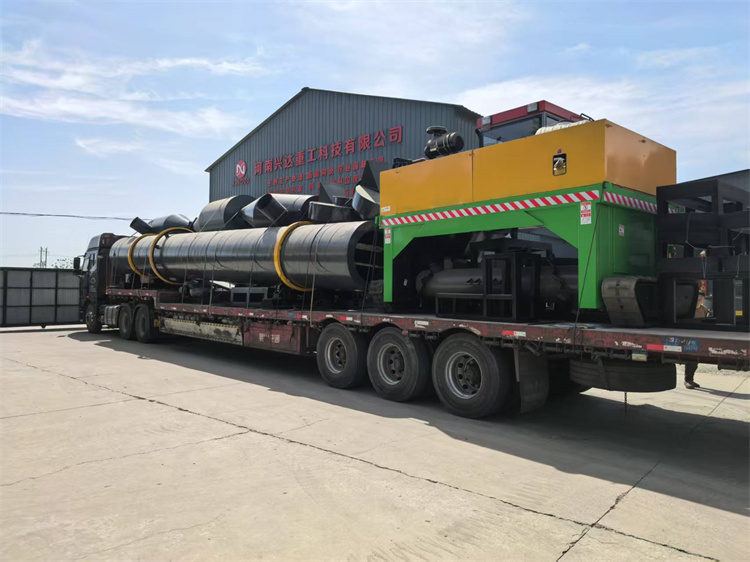 年產(chǎn)5萬羊糞有機(jī)肥生產(chǎn)線發(fā)貨現(xiàn)場