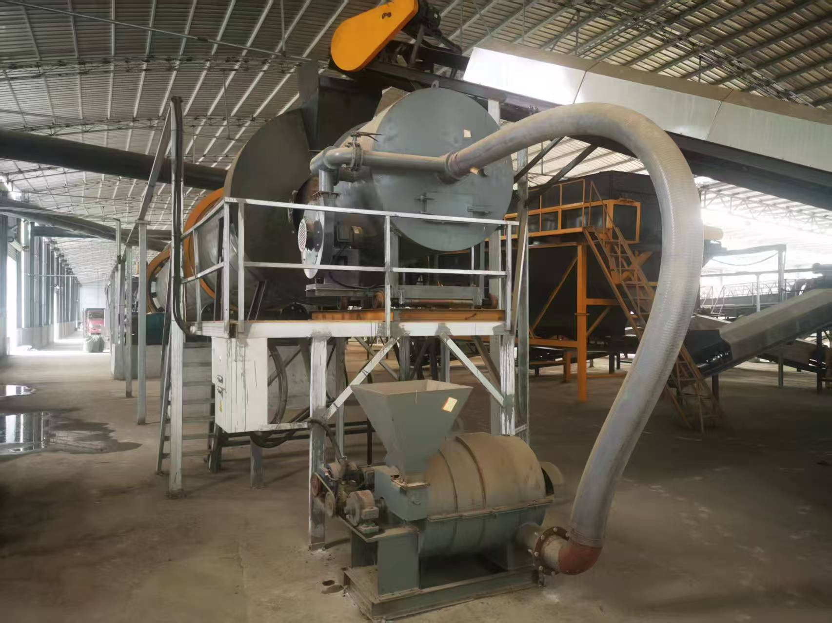 年產5萬鴨糞有機肥生產線安裝現(xiàn)場